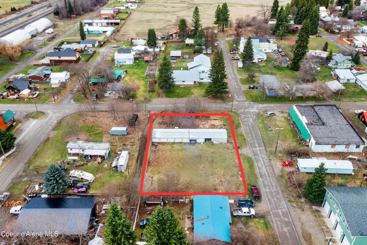102 E 2nd Ave, Clark Fork