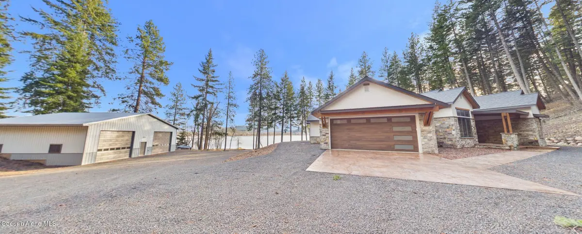 1413 E Round Lake Rd, St. Maries
