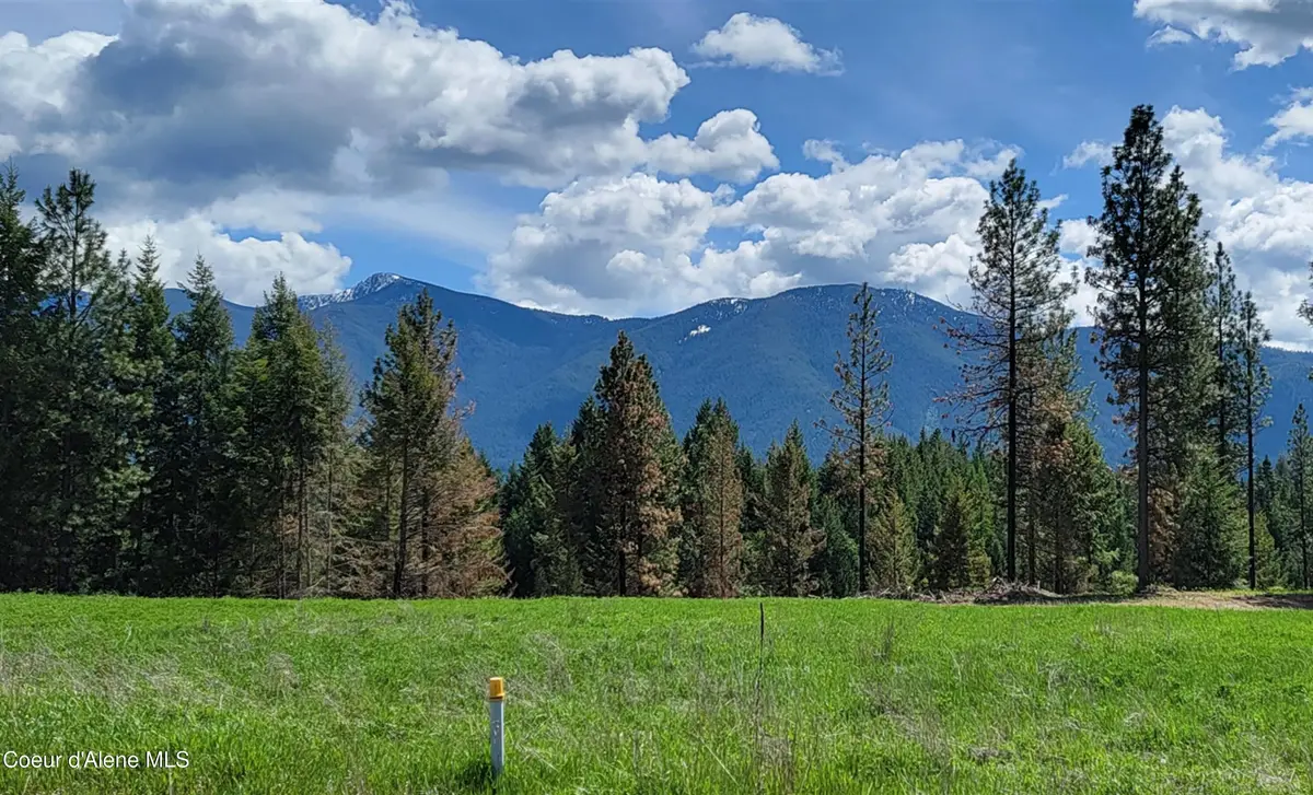 492 Stellar Jay Rd, Bonners Ferry