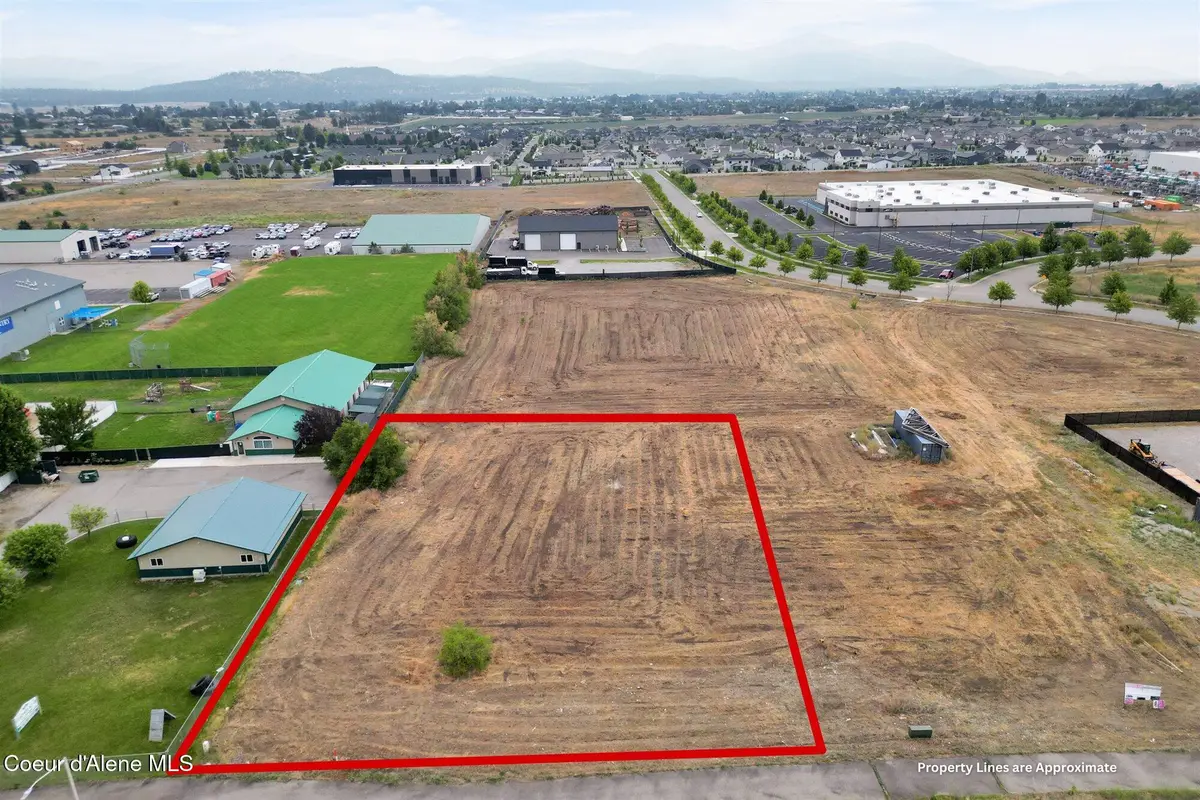 2135 W Seltice Way, Post Falls