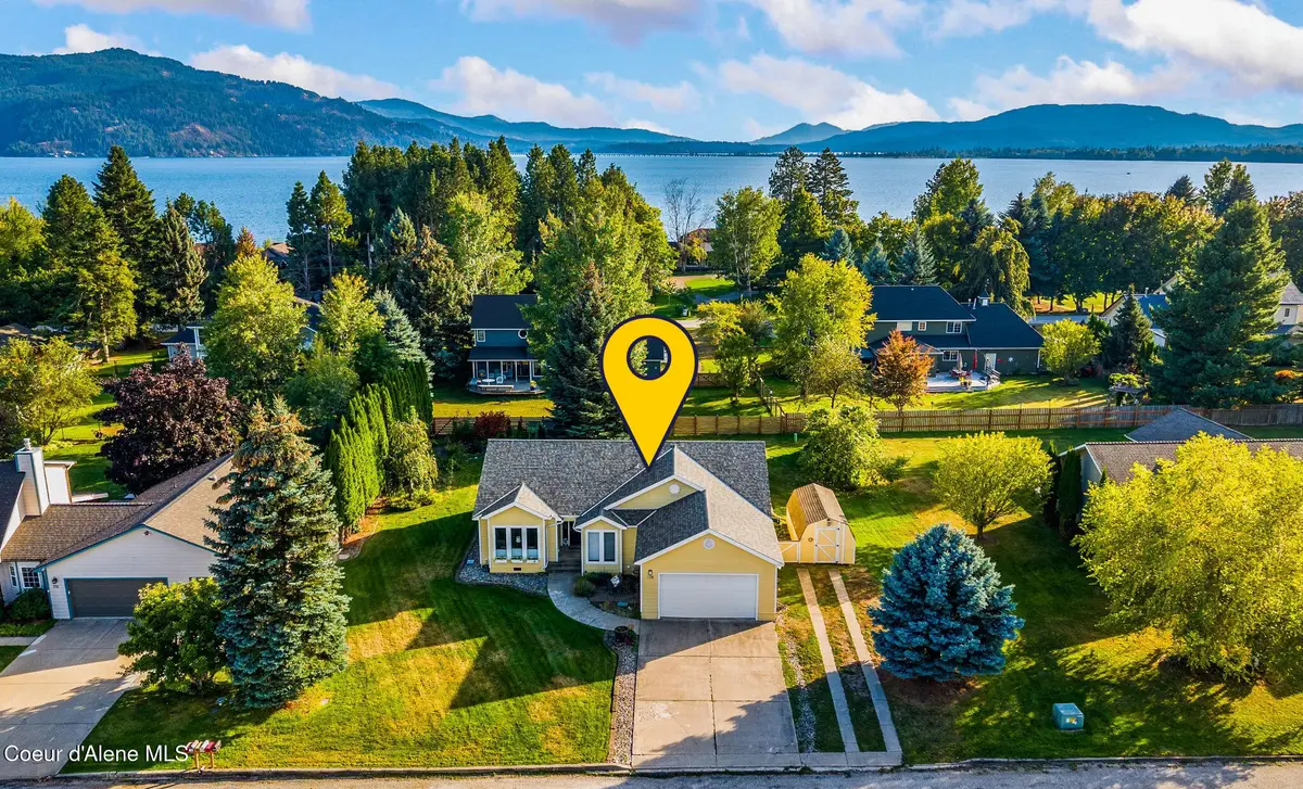 128 Spur Dr, Sandpoint