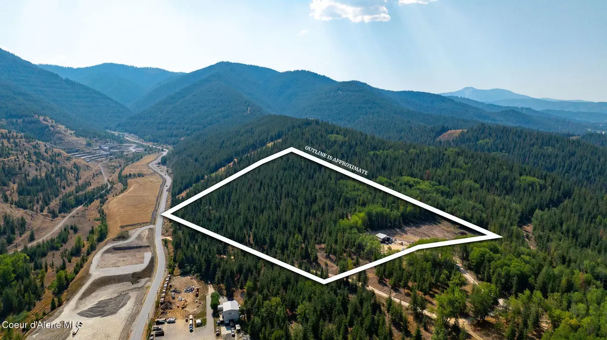 610 Government Gulch Rd, Smelterville
