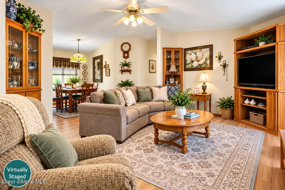 2082 W Yorkshire Ave, Coeur d'Alene