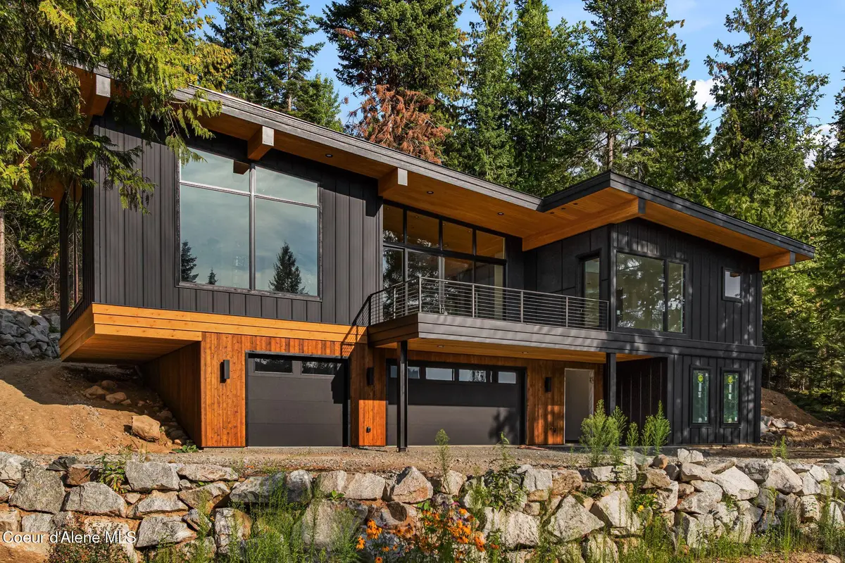 292 Fairway View Dr, Sandpoint