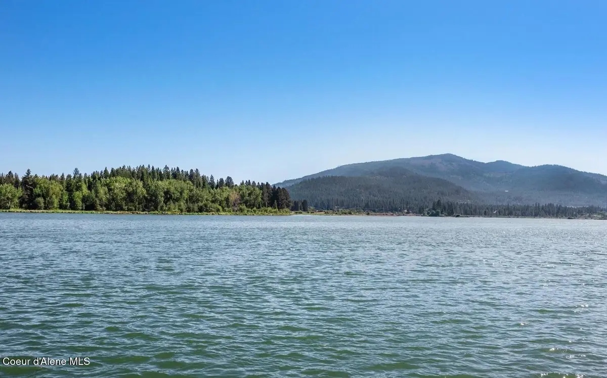 17768 Dufort Rd, Priest River