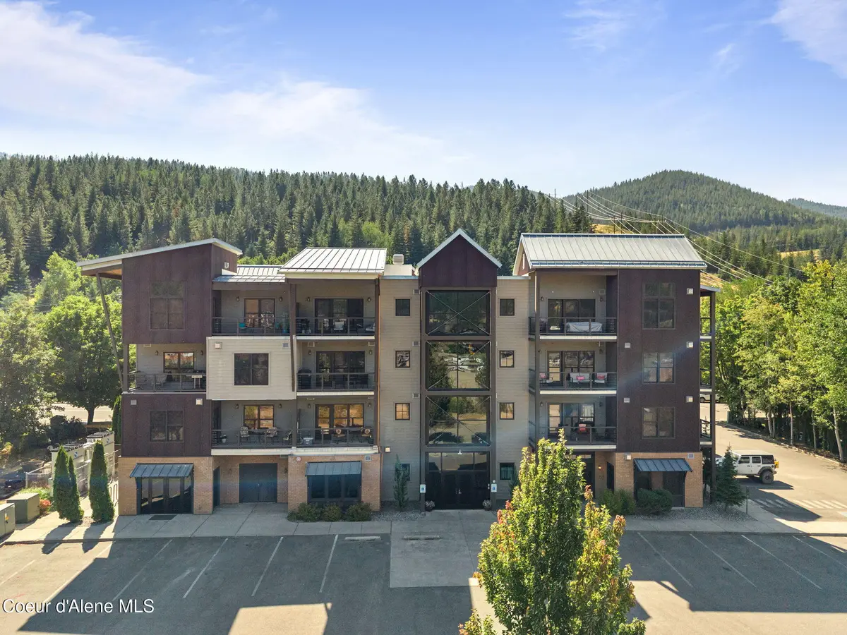 834 McKinley Ave W, Kellogg