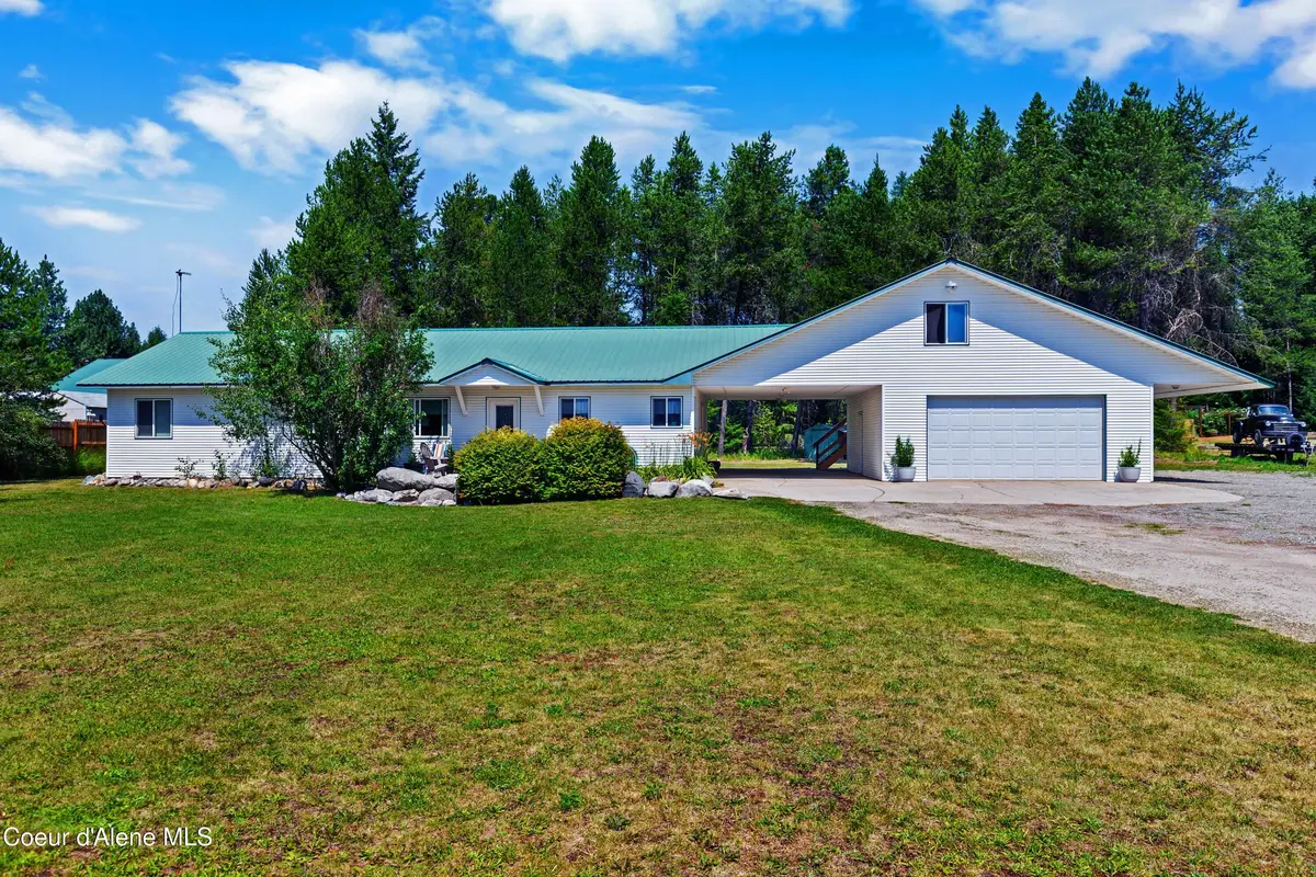 221 Schell Rd, Sagle