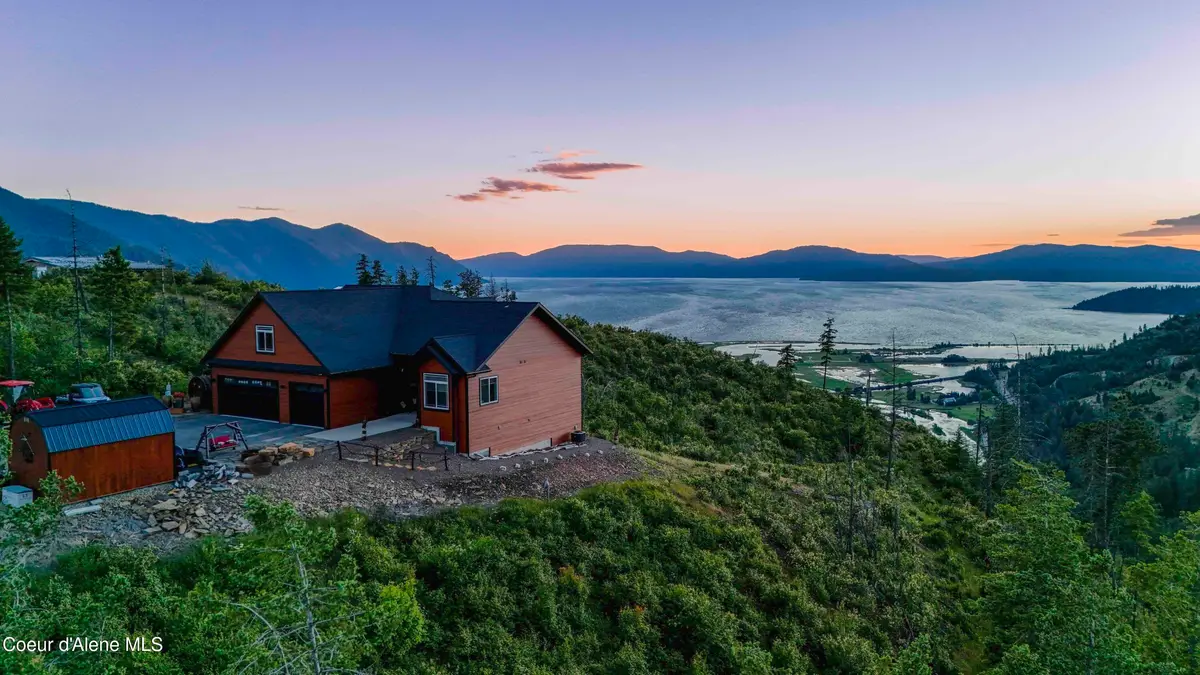 374 Carbine Dr, Clark Fork
