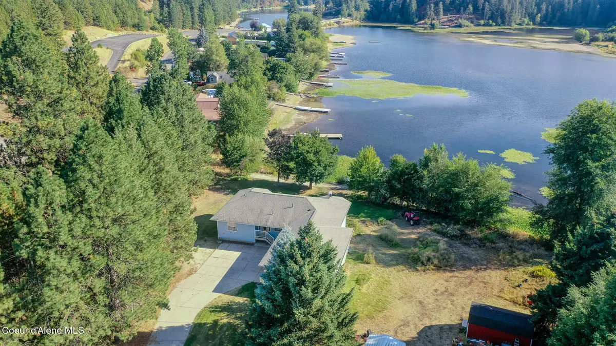 6612 W Salishan Way, Spirit Lake