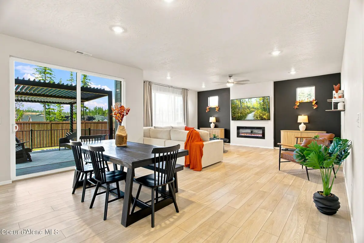 501 E Burdock Loop, Hayden