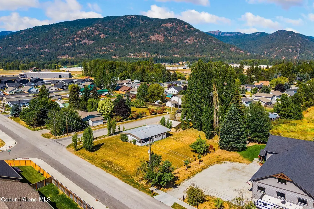 2206 Aspen Way, Sandpoint