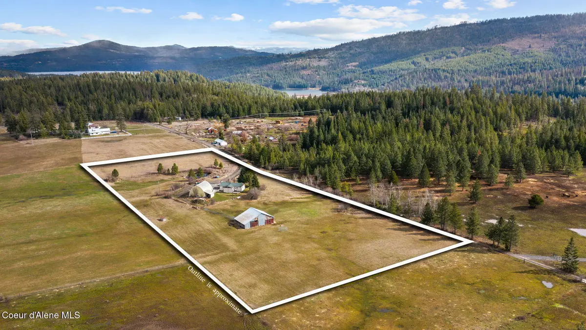 8827 W Carnie Rd, Coeur d'Alene