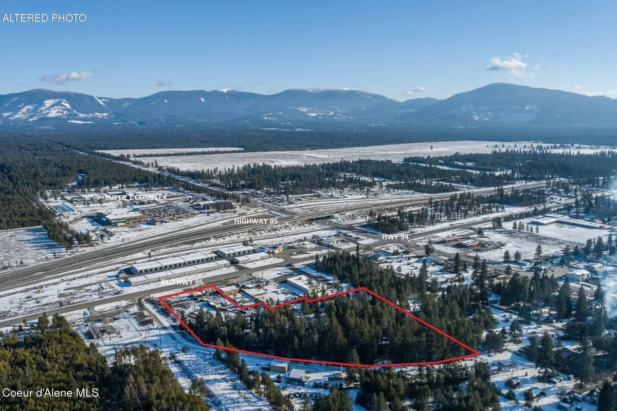 31149 N Old Hwy 95, Athol