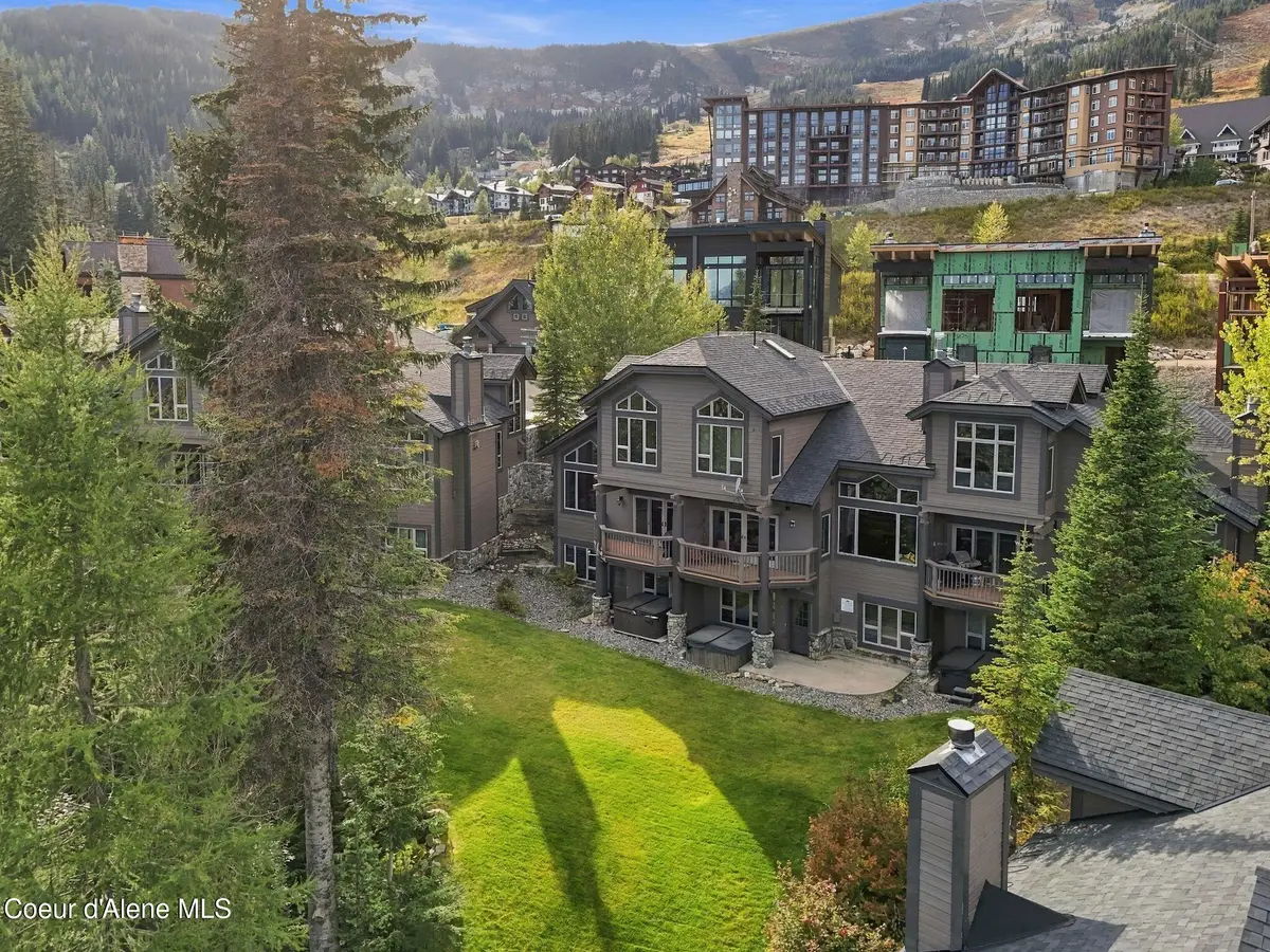 27 The Glades 2C, Sandpoint