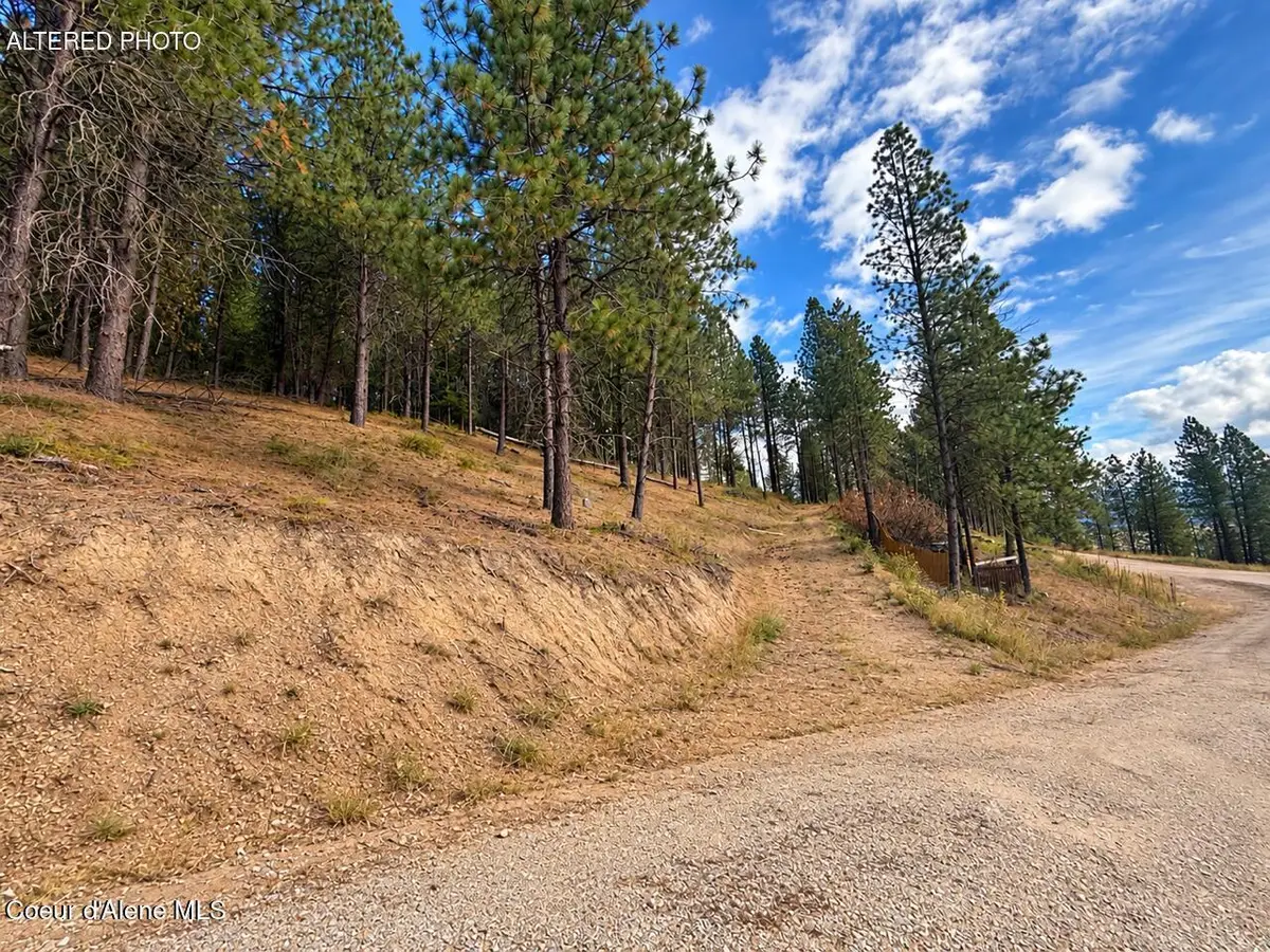 2972 S Fork Rdg, Smelterville