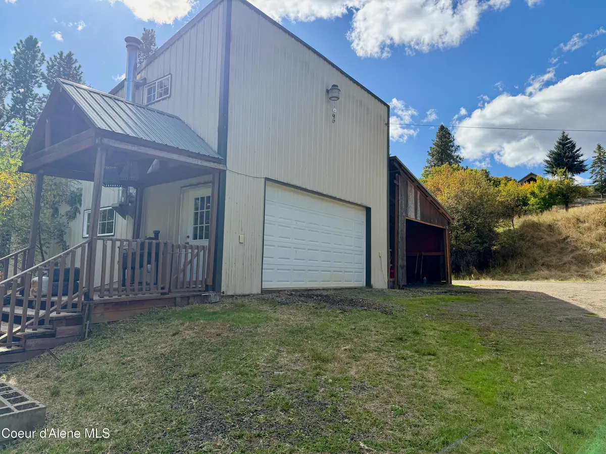 606 S 3rd St, St. Maries