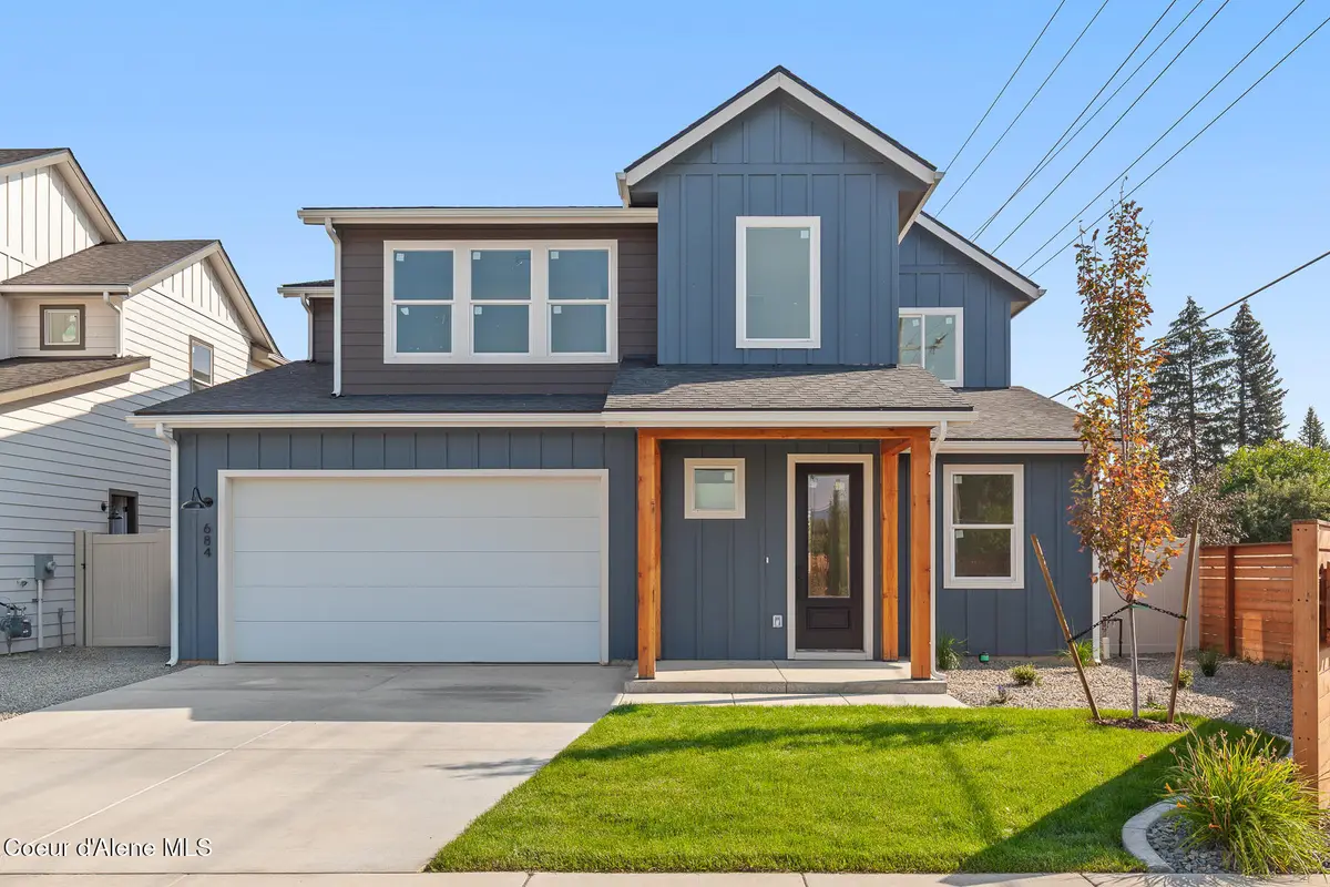 684 Moscow St, Sandpoint