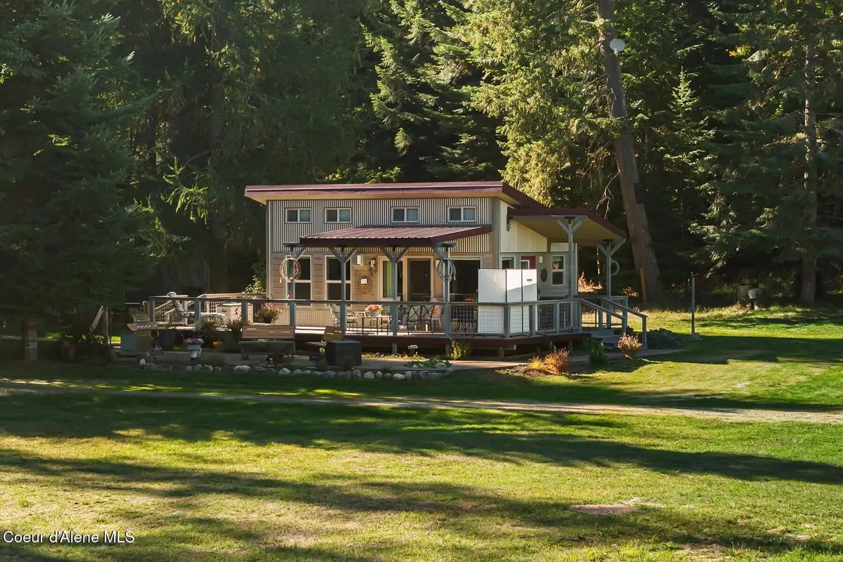 659 & 663 Spades Rd, Sagle