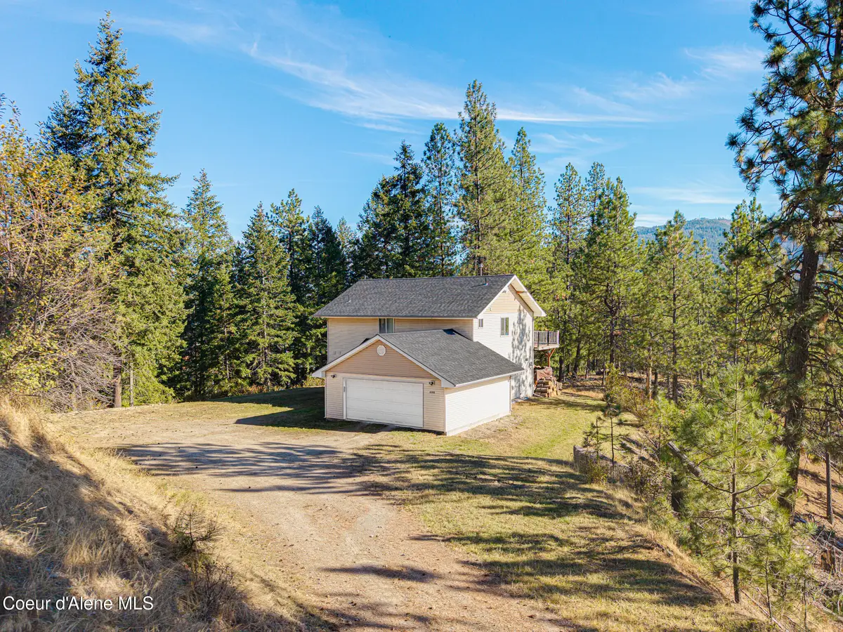 698 Paradise Ln, Pinehurst